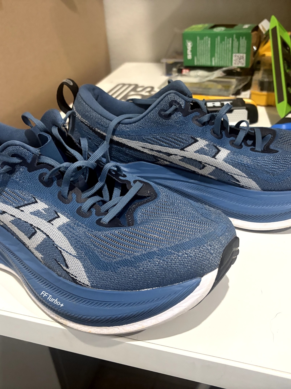 ASICS Superblast 2
